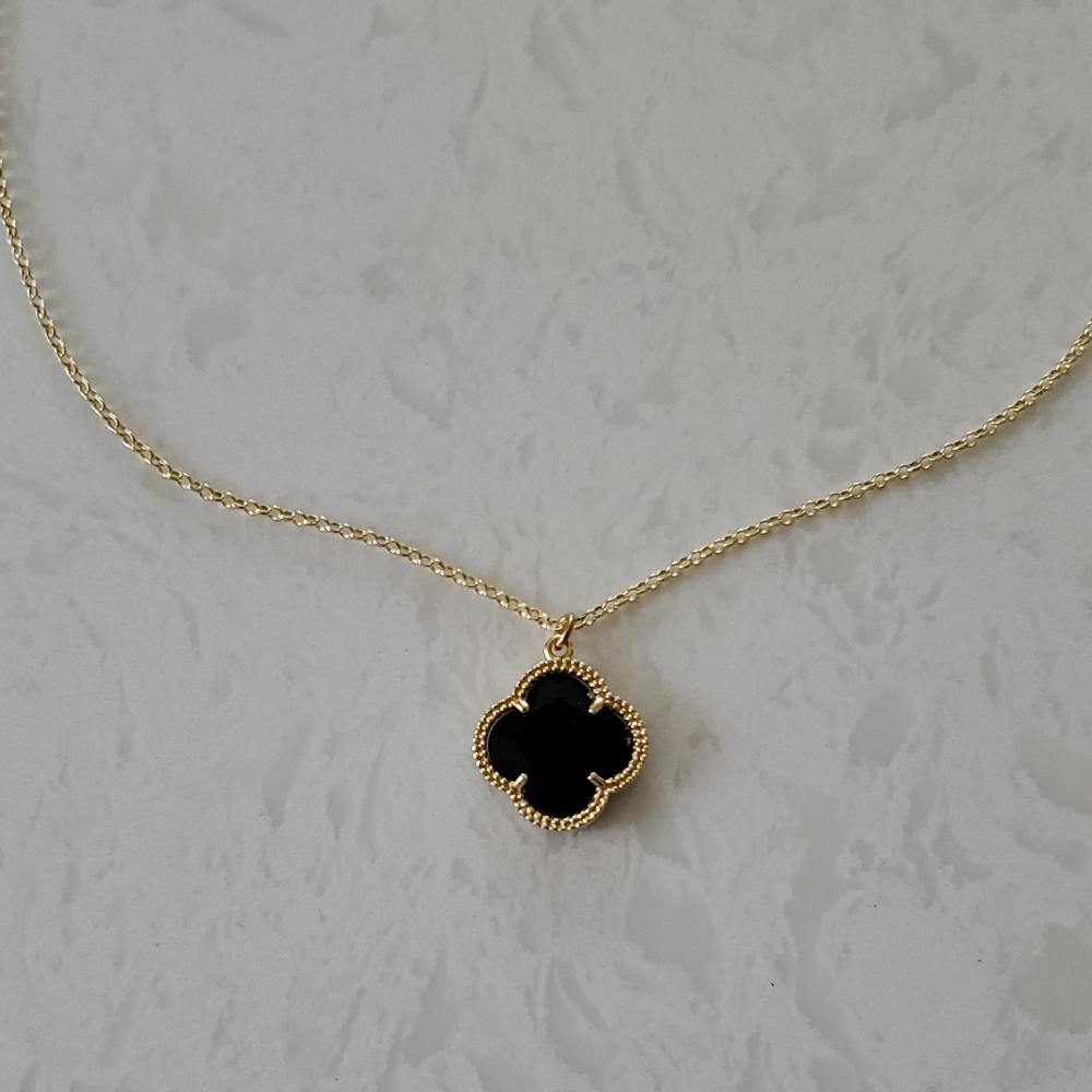 18kt Gold Plated Sterling Silver Chain Necklace with Black Clover Pendant- New